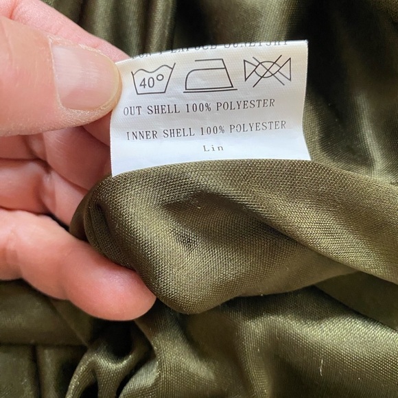 Revelry Skye Satin Dress Green size 8 - Picture 5 of 11